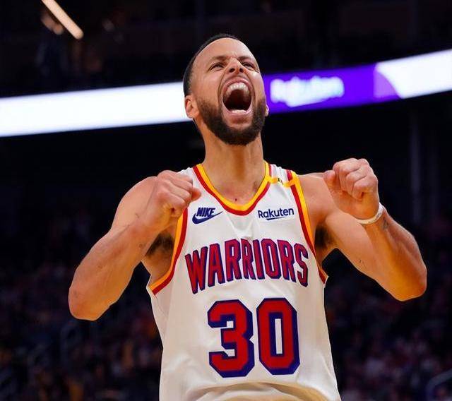 电子竞技2025年-羽毛球队压哨绝杀库里,全场沸腾!经典一战再现传奇